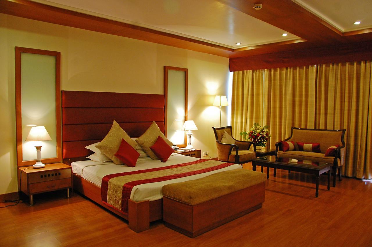 Hotel Shivalikview Chandīgarh Exteriér fotografie